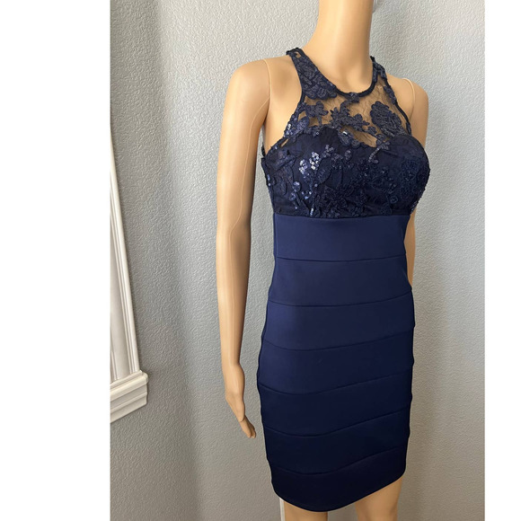 Cocktail/prom navy blue sequin and lace Women's size 3 - Picture 1 of 11